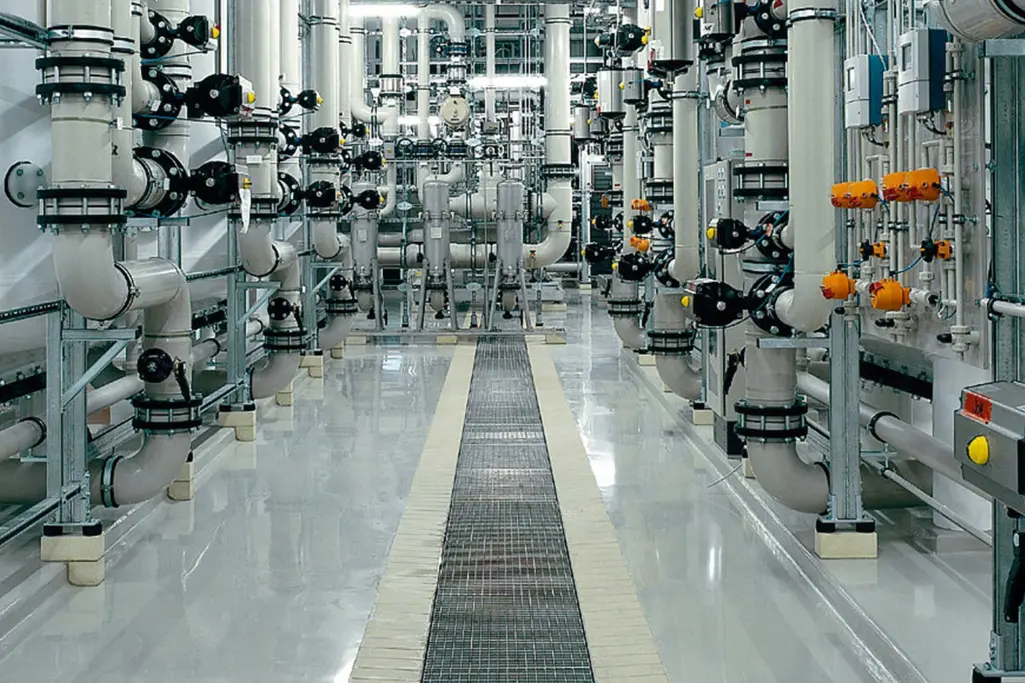 AMD Saxony Manufacturing GmbH, Dresden, Industrieboden mit Gewässerschutz