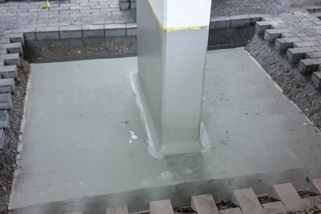 Parkhaus Betonsanierung von Betonpfeiler