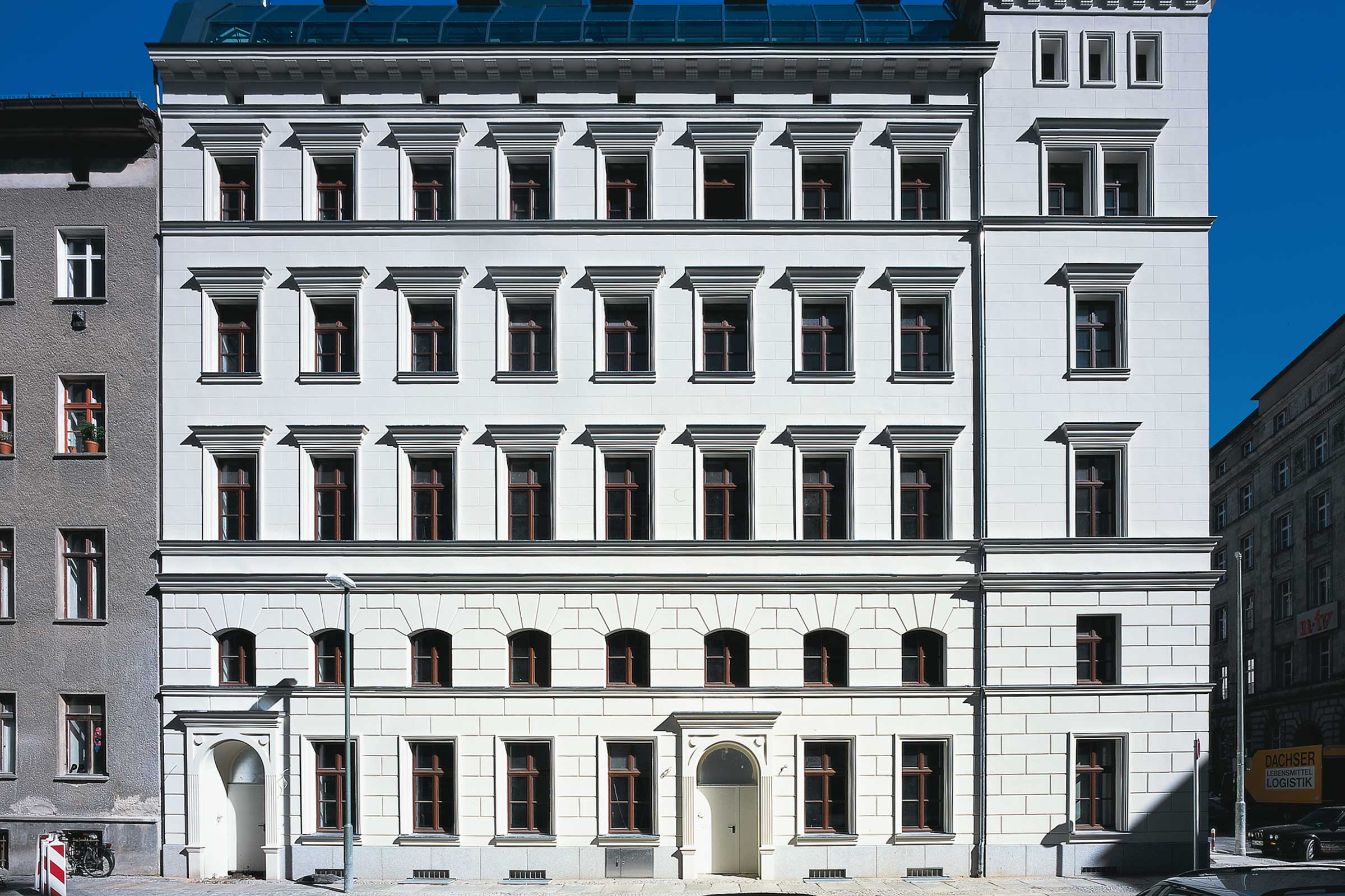 Risanamento con intonaco per facciate e sistema di isolamento termico per facciate di Sto: intonaco 