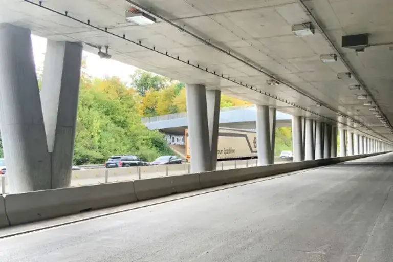 Lärmschutzgalerie A96, BW 159-1, Germering Süd; Foto: © StoCretec