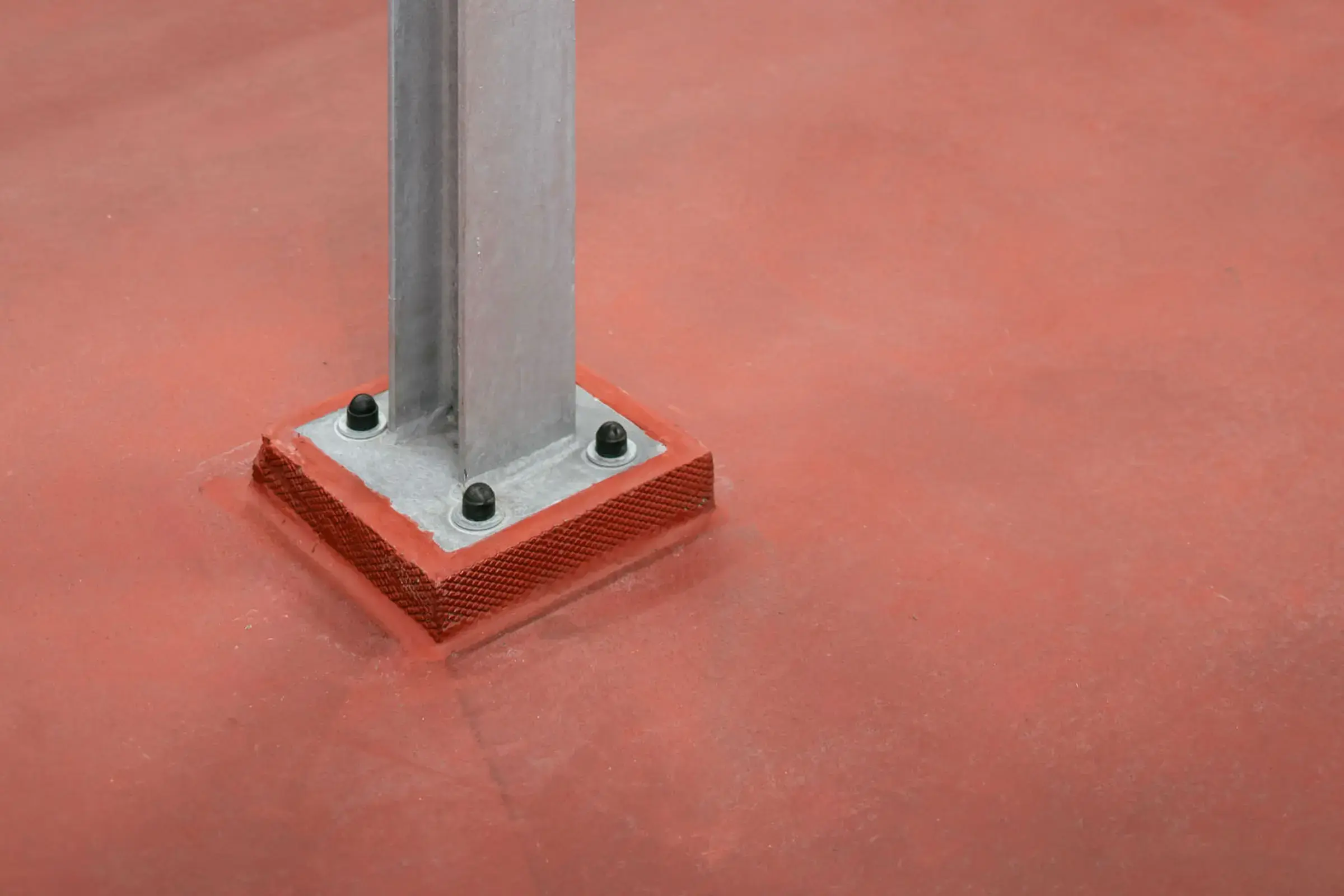 Rote Bodenbeschichtung in Brauerei