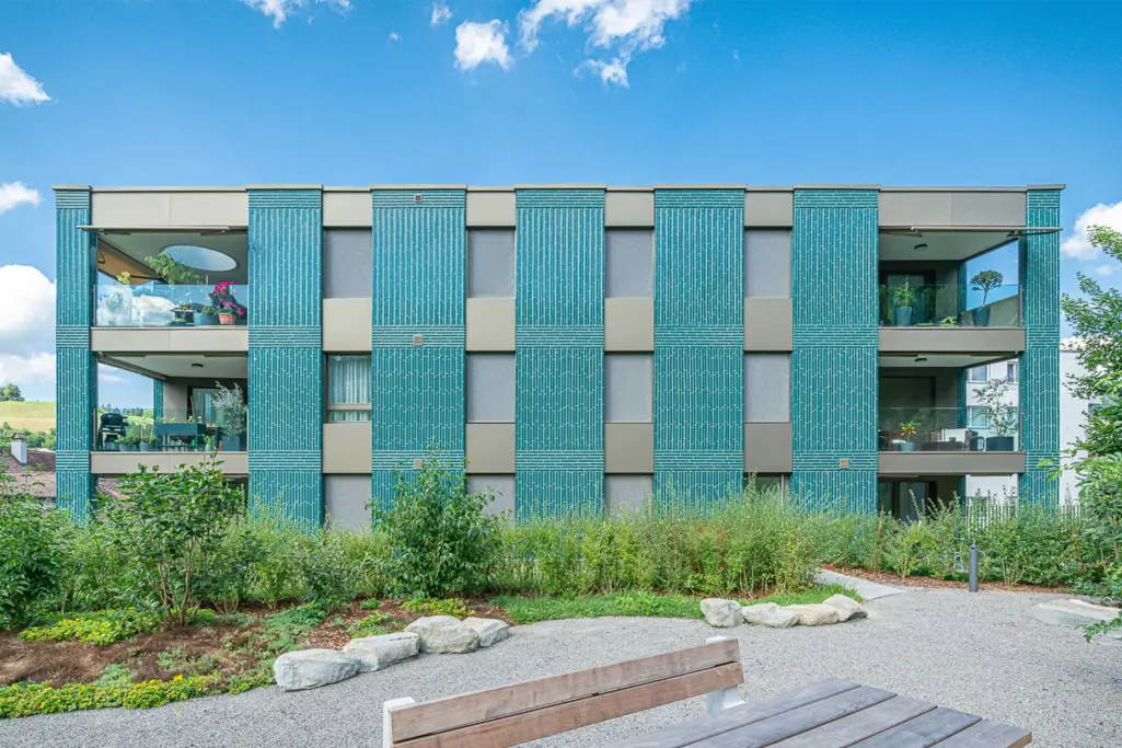 Fassade des Mehrfamilienhauses am Mohrenplatz 8 in Willisau