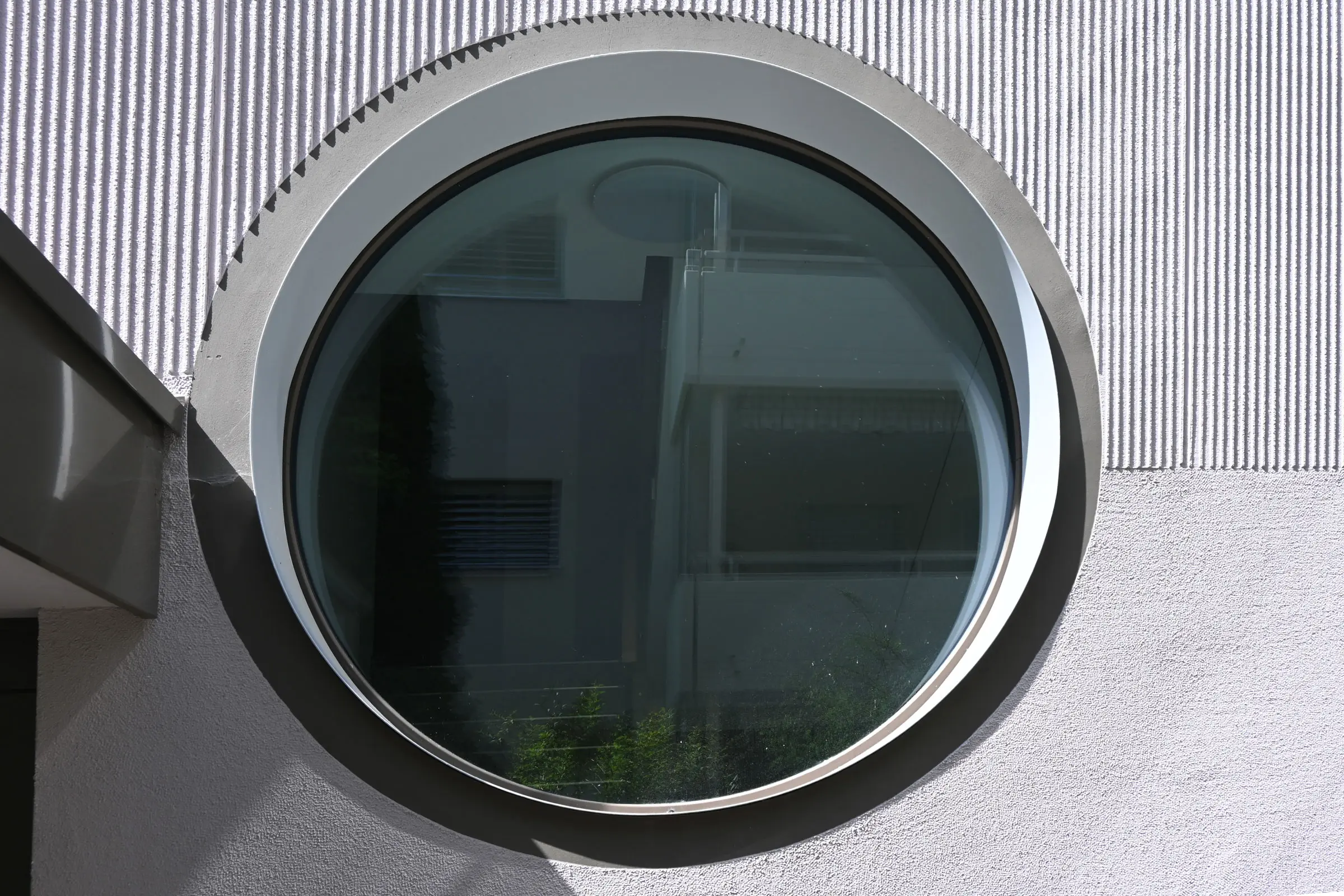 Bild Fensterausschnitt von Mehrfamilienhaus in Winterthur