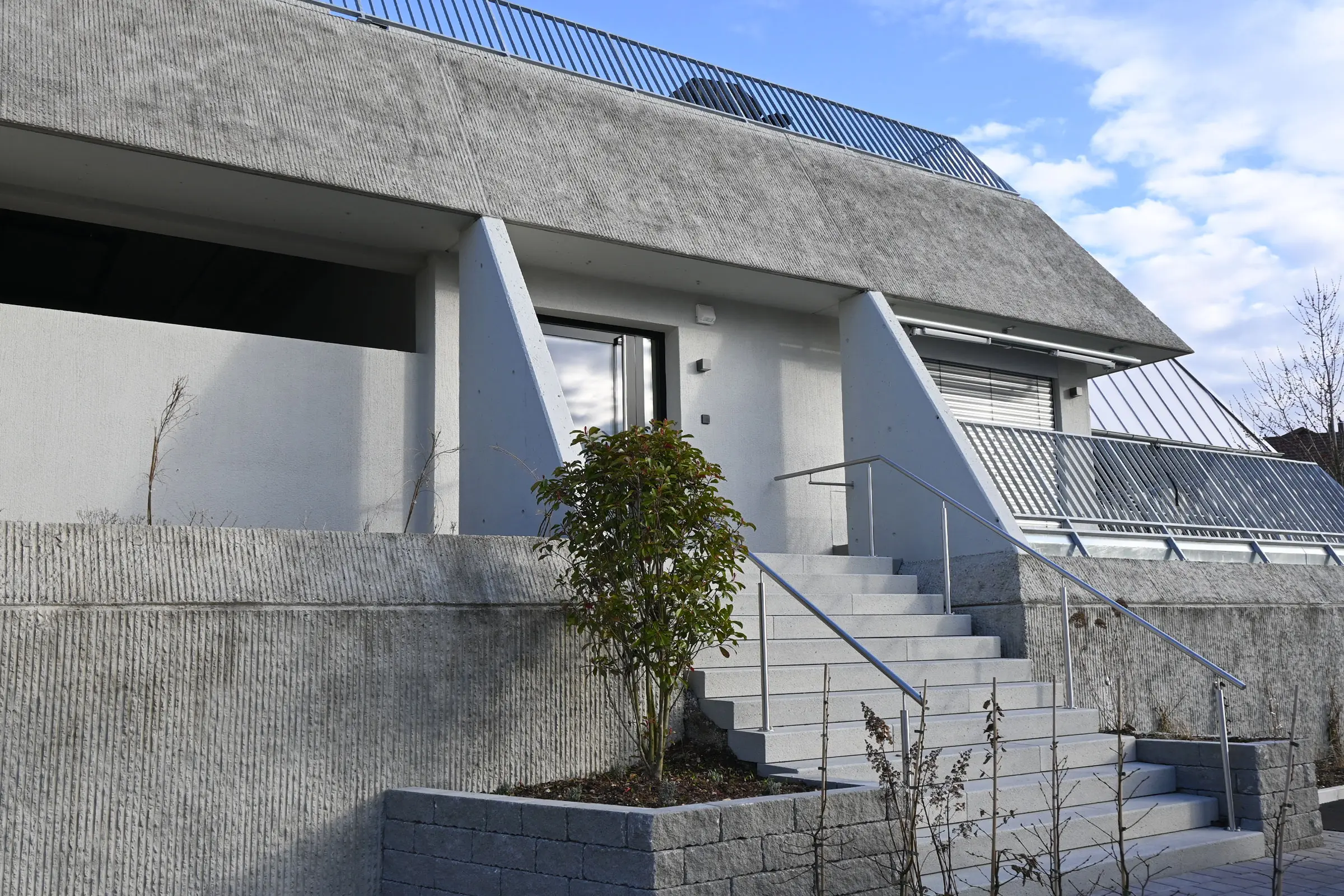 Hinterer Eingang MFH Grosse Schanz 10 in Stein am Rhein