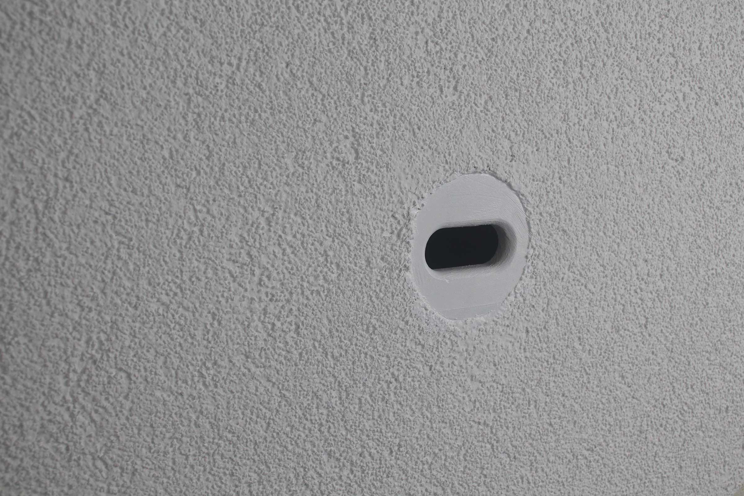 Fassade mit integrierter Nisthilfe StoElement Fauna