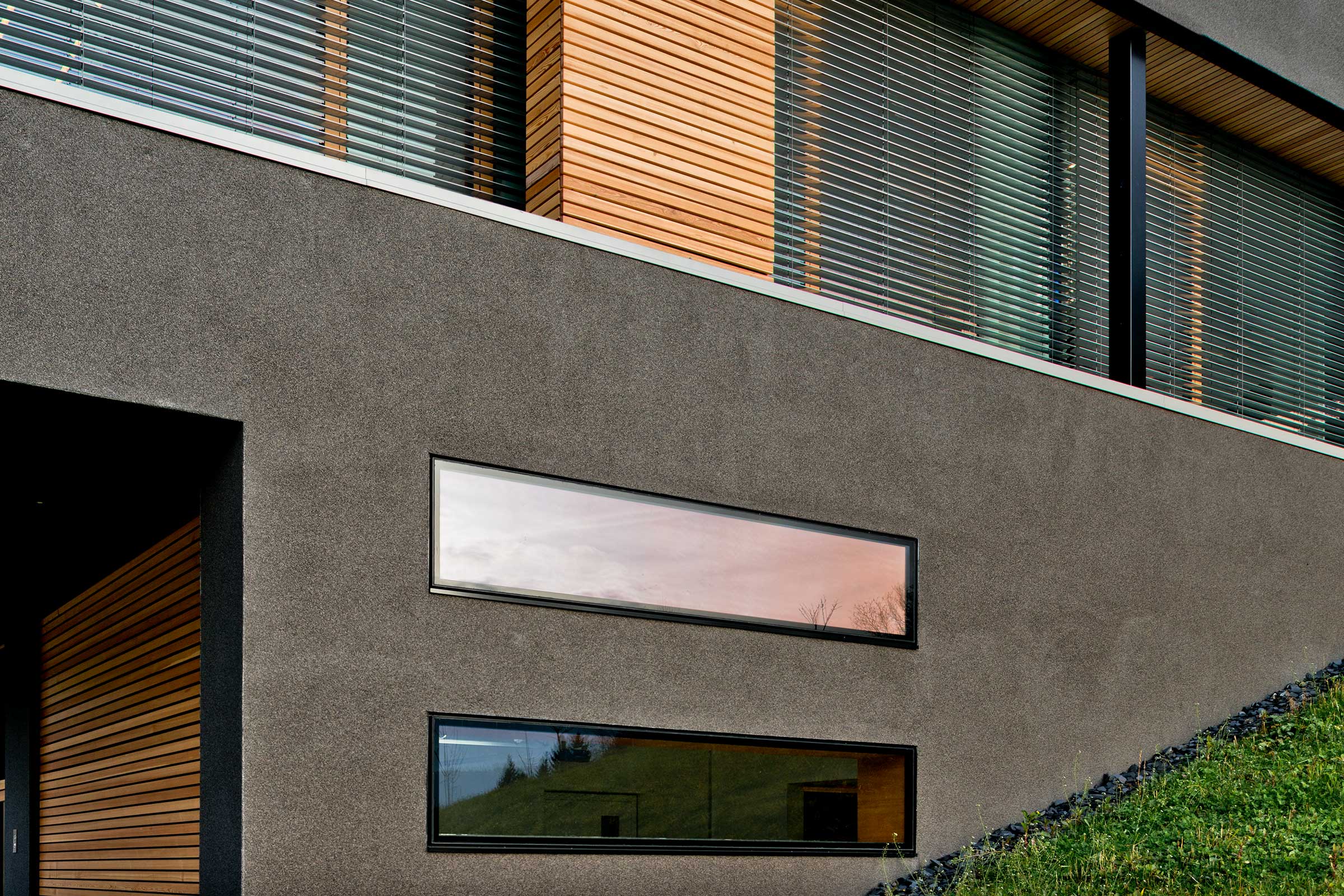 Einfamilienhaus mit Buntsteinputz StoSuperlit