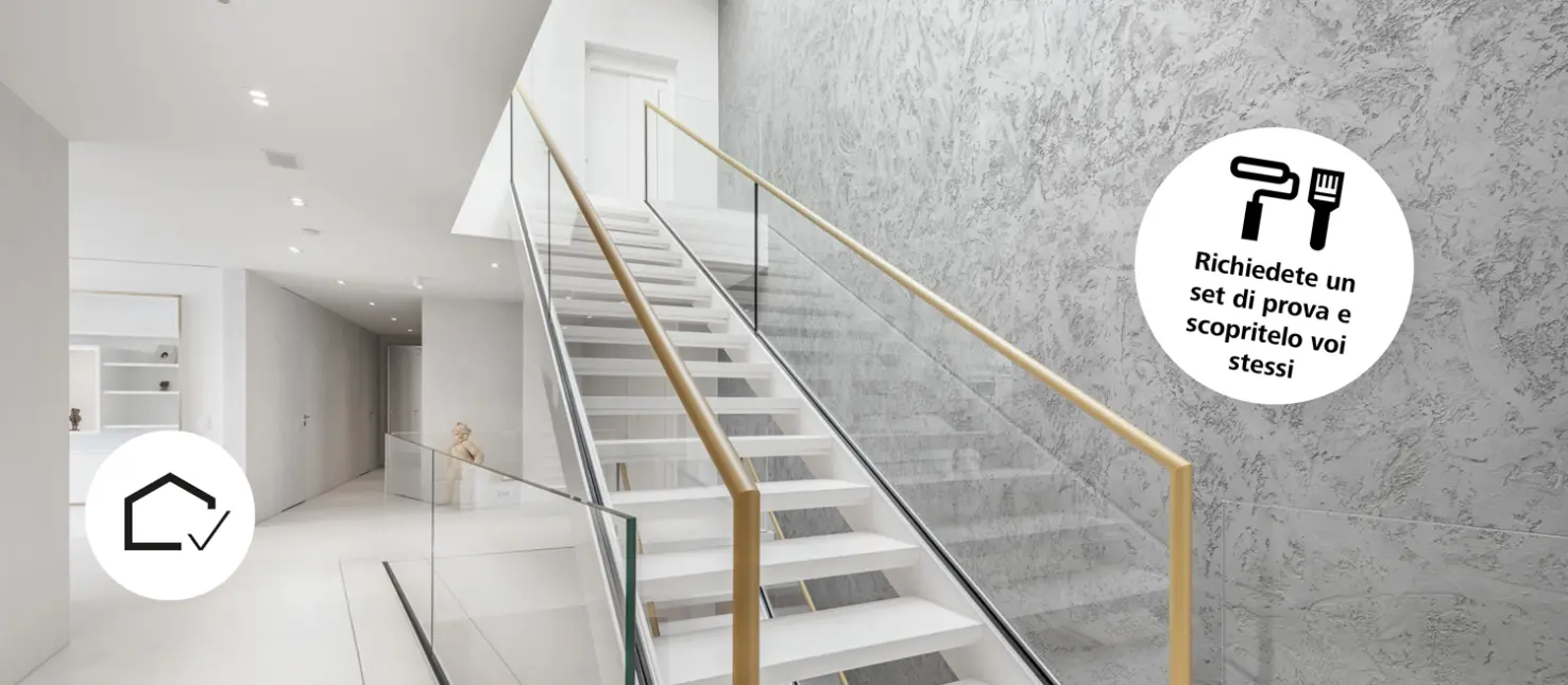Photo d'intérieur Cage d'escalier avec l'enduit décoratif écologique StoCalce en gris 